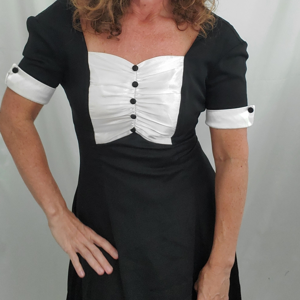 Maid costume Wednesday Addams vintage style chorus dress